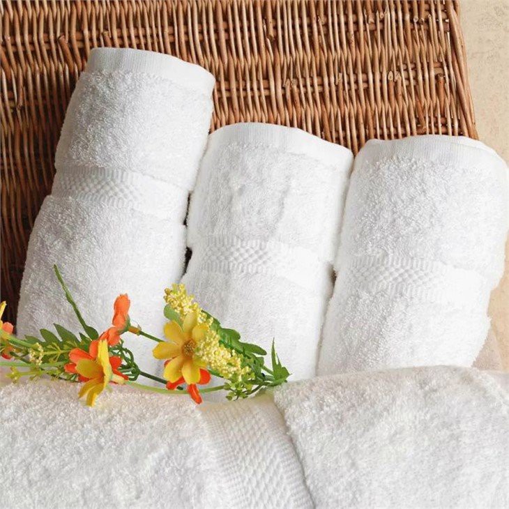 Patch Logo BathTowel